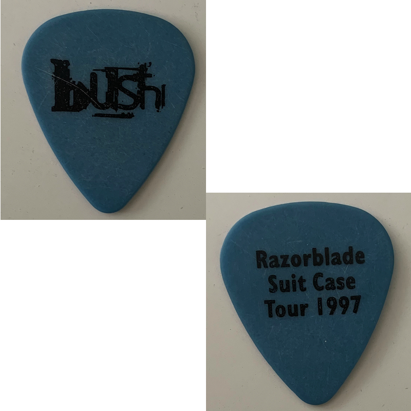 Razorblade Suitcase Guitar Pick